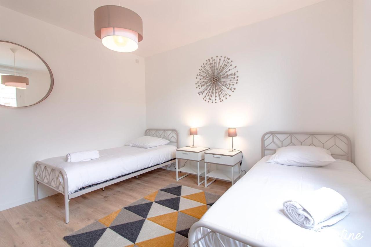 Beautiful 2 Bedroom With Balcony - Dodo Et Tartine Tulon Zewnętrze zdjęcie